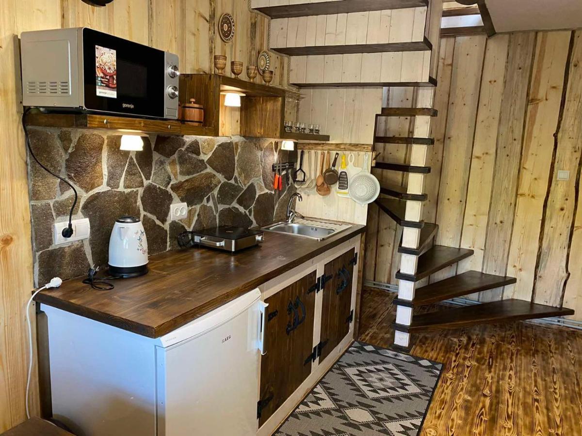 Hotel "Файна Хата" à Synevyrsʼka Polyana Extérieur photo